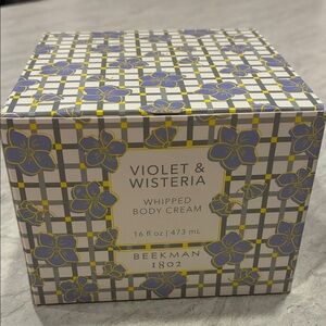 Beekman 1802 Violet & Wisteria Whipped Body Cream - Floral Design